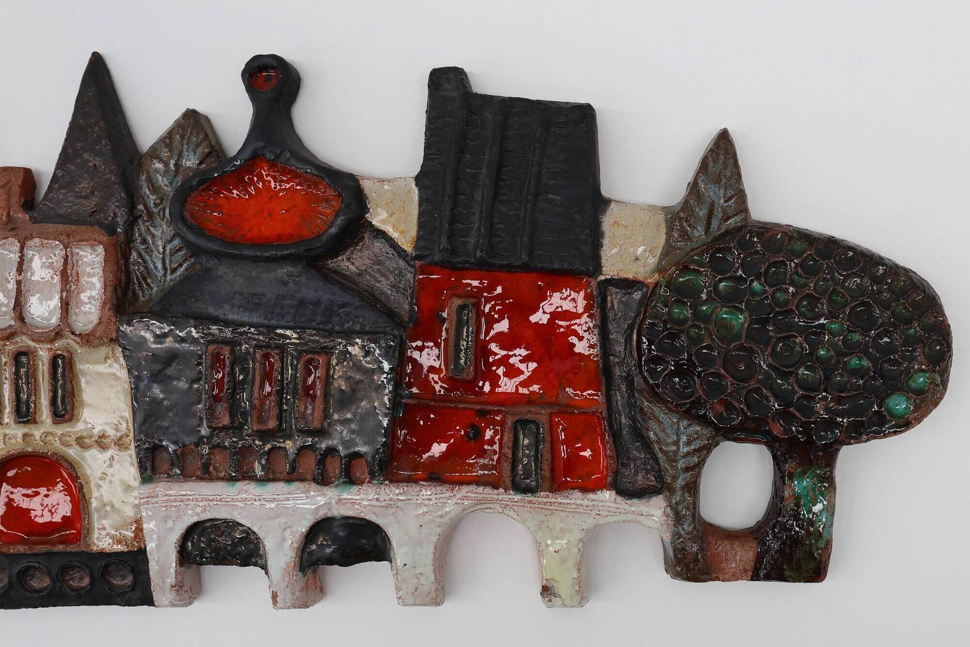 Ceramic wall plaquette by the Belgian Artist Elisabeth Vandeweghe for Ampho