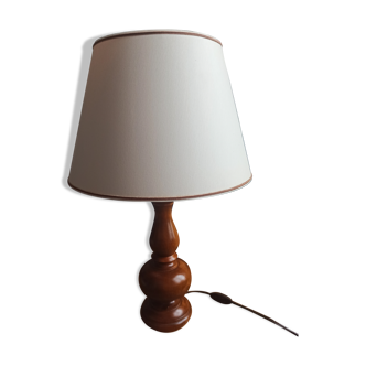Wooden table lamp