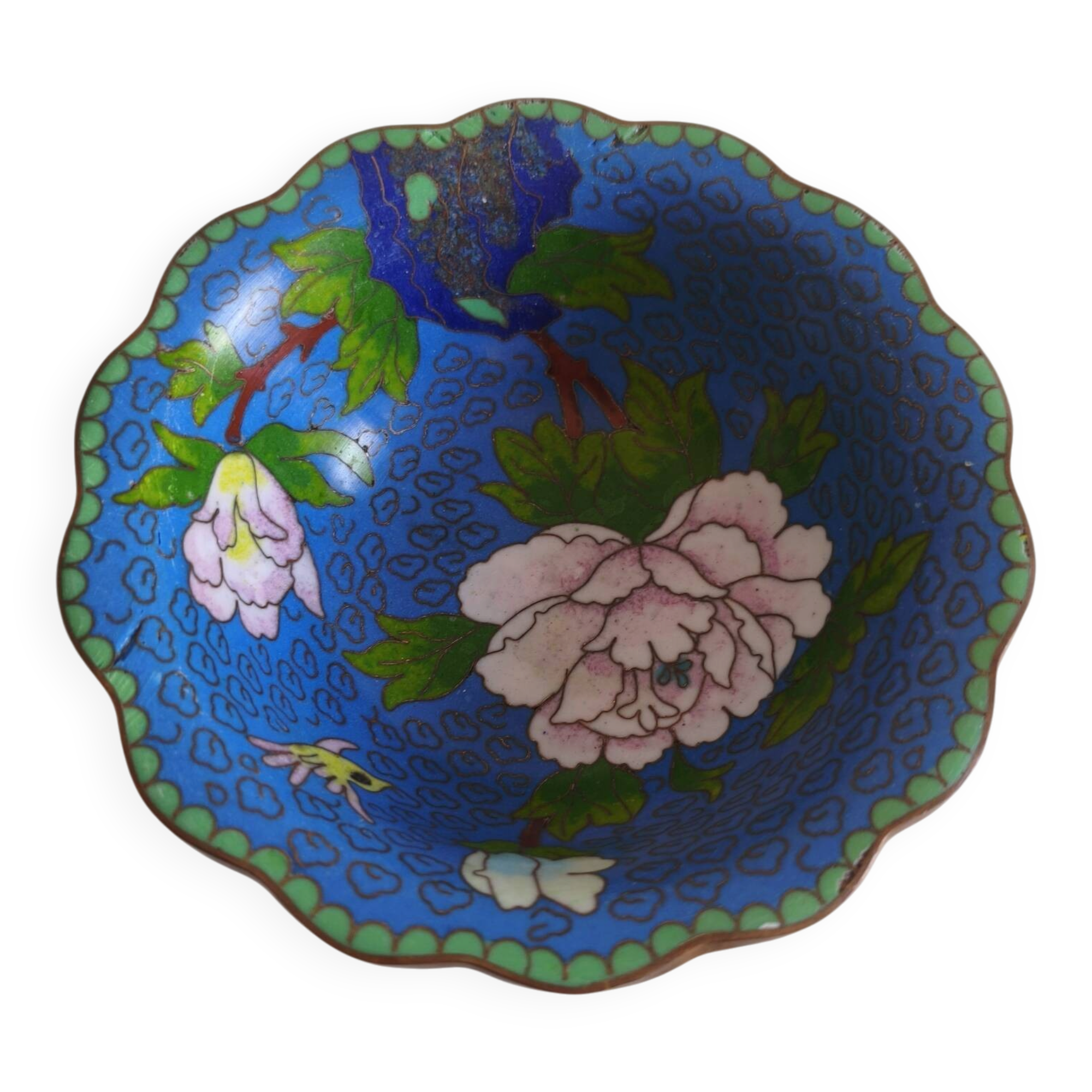 Fluted bowl in Chinese cloisonné