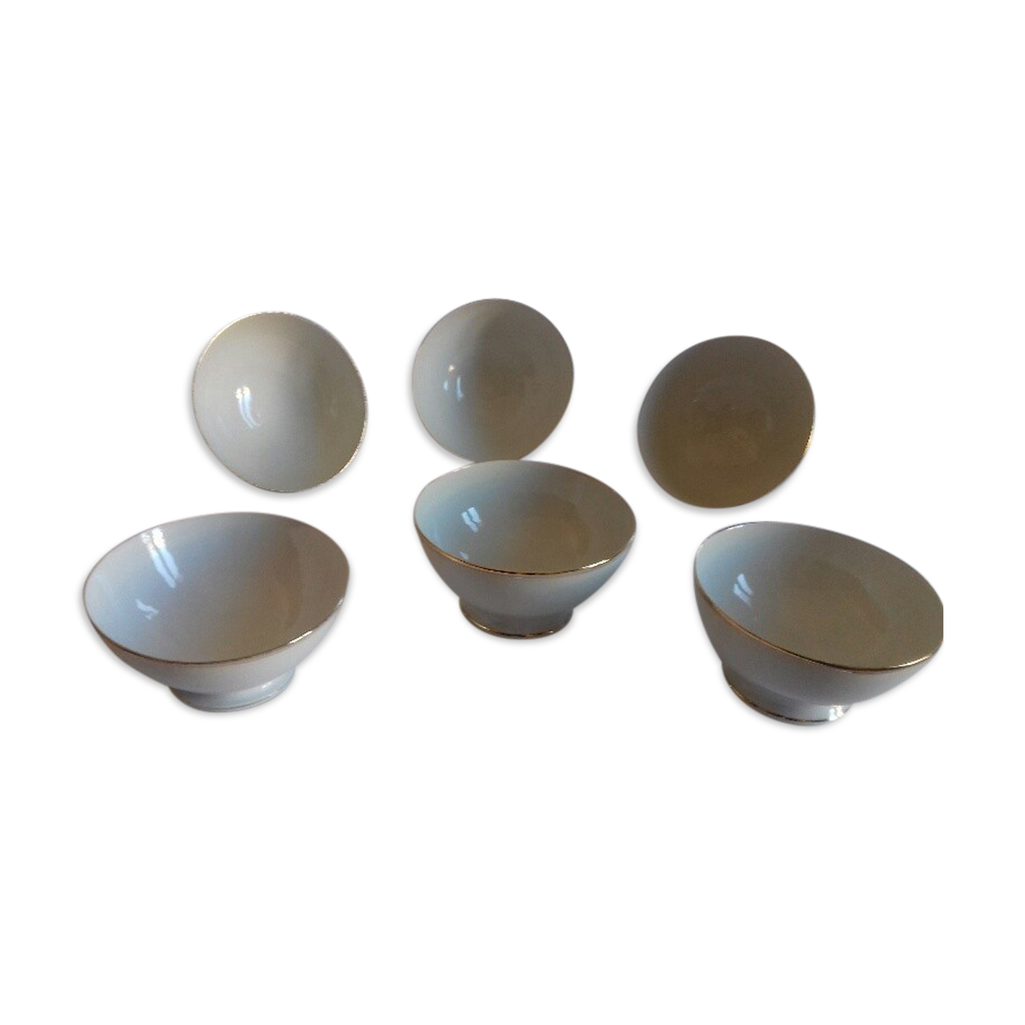Set of 6 porcelain bowls from the 19th century, off-white.