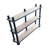 Floor on wooden legs