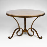 Table basse par Raymond Subes, fer forgé doré et marbre, France, circa 1935