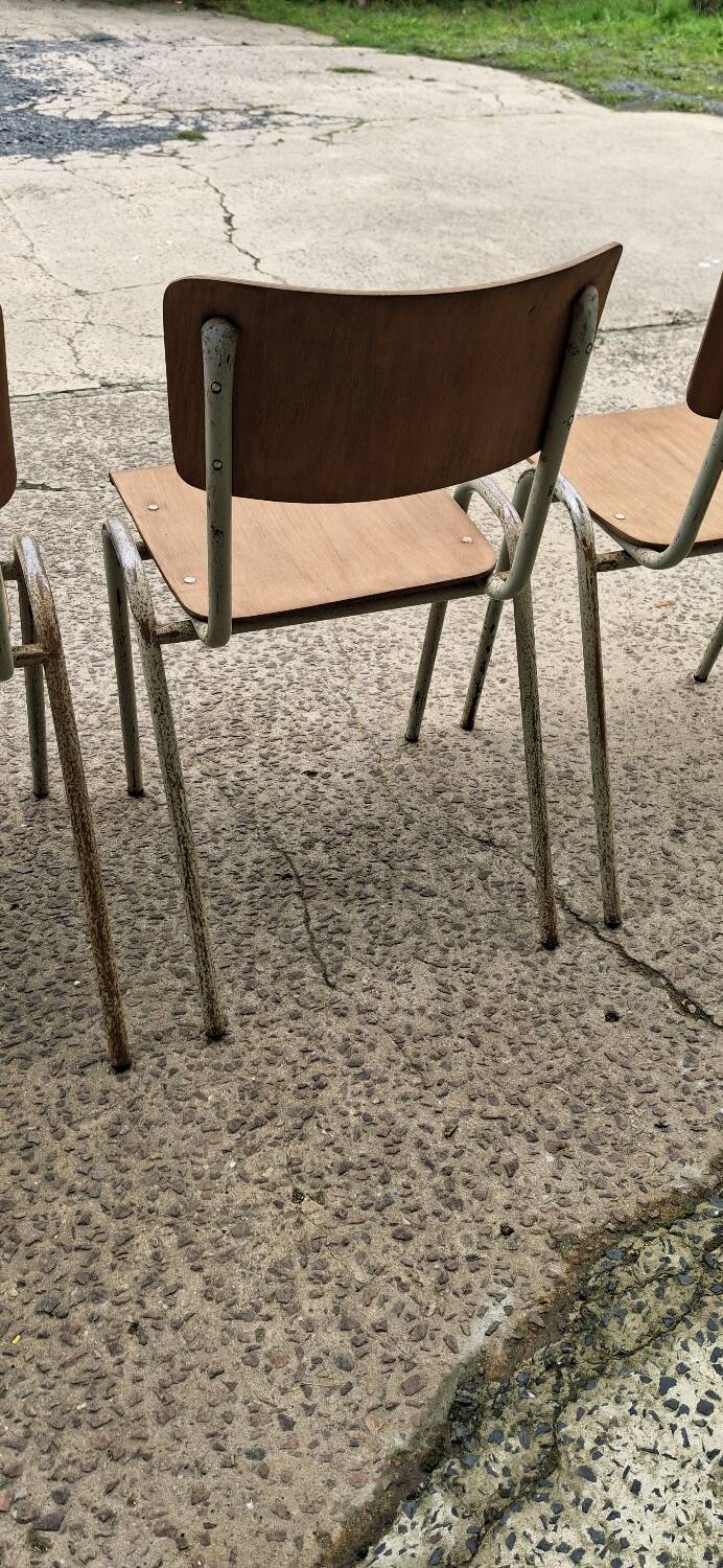 Chaises industrielles