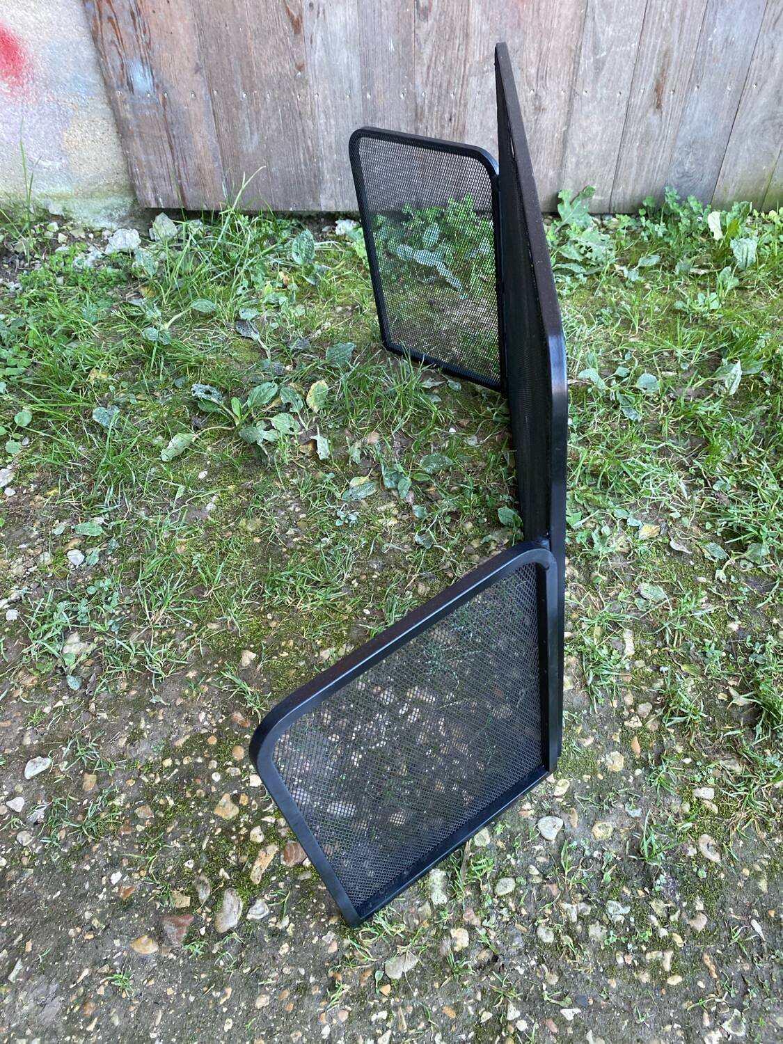 Fire screen fireplace screen black metal mesh 3 leaves vintage