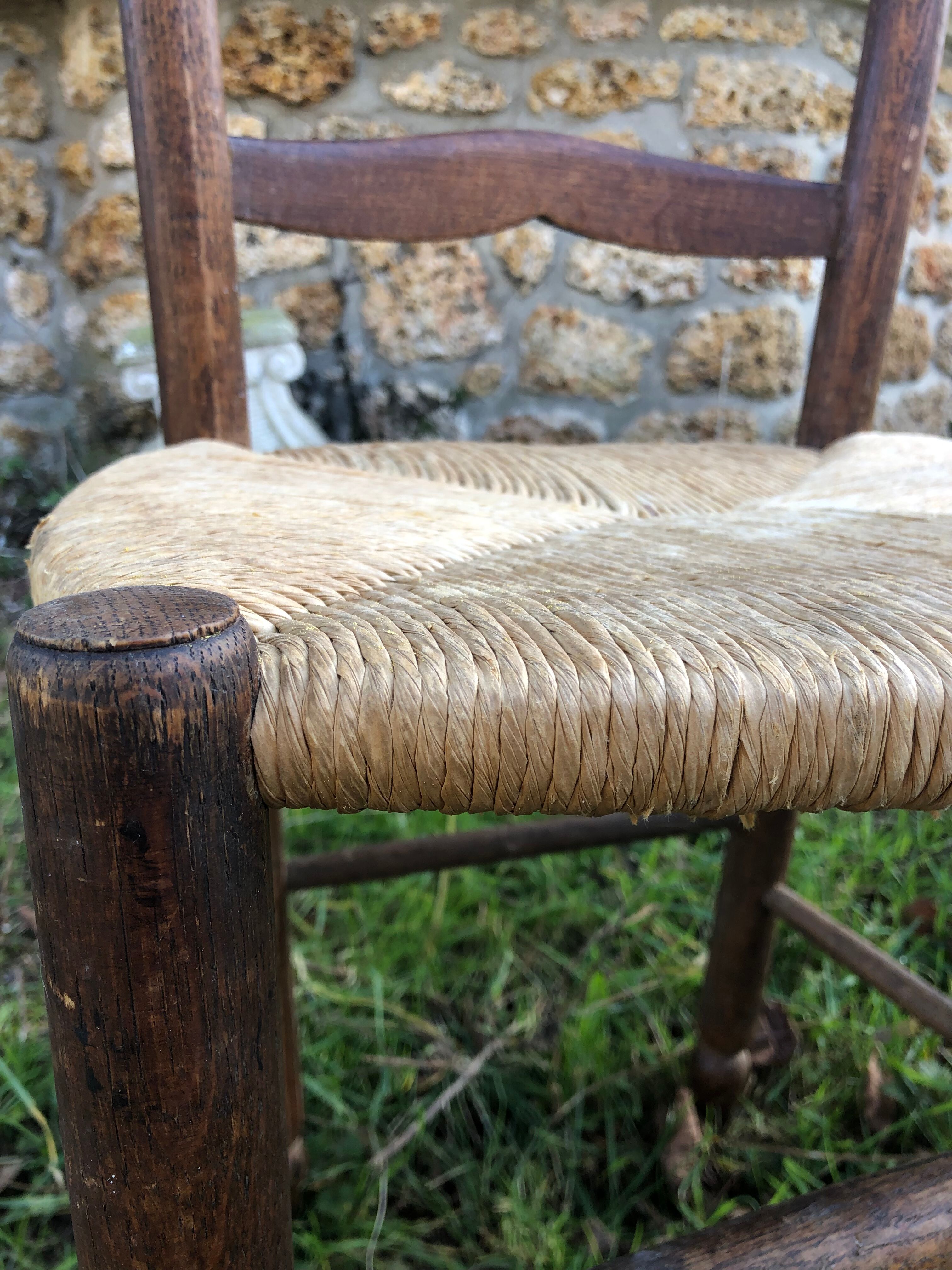 Pair of rustic mulched chairs