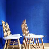 6 vintage wooden and white chairs