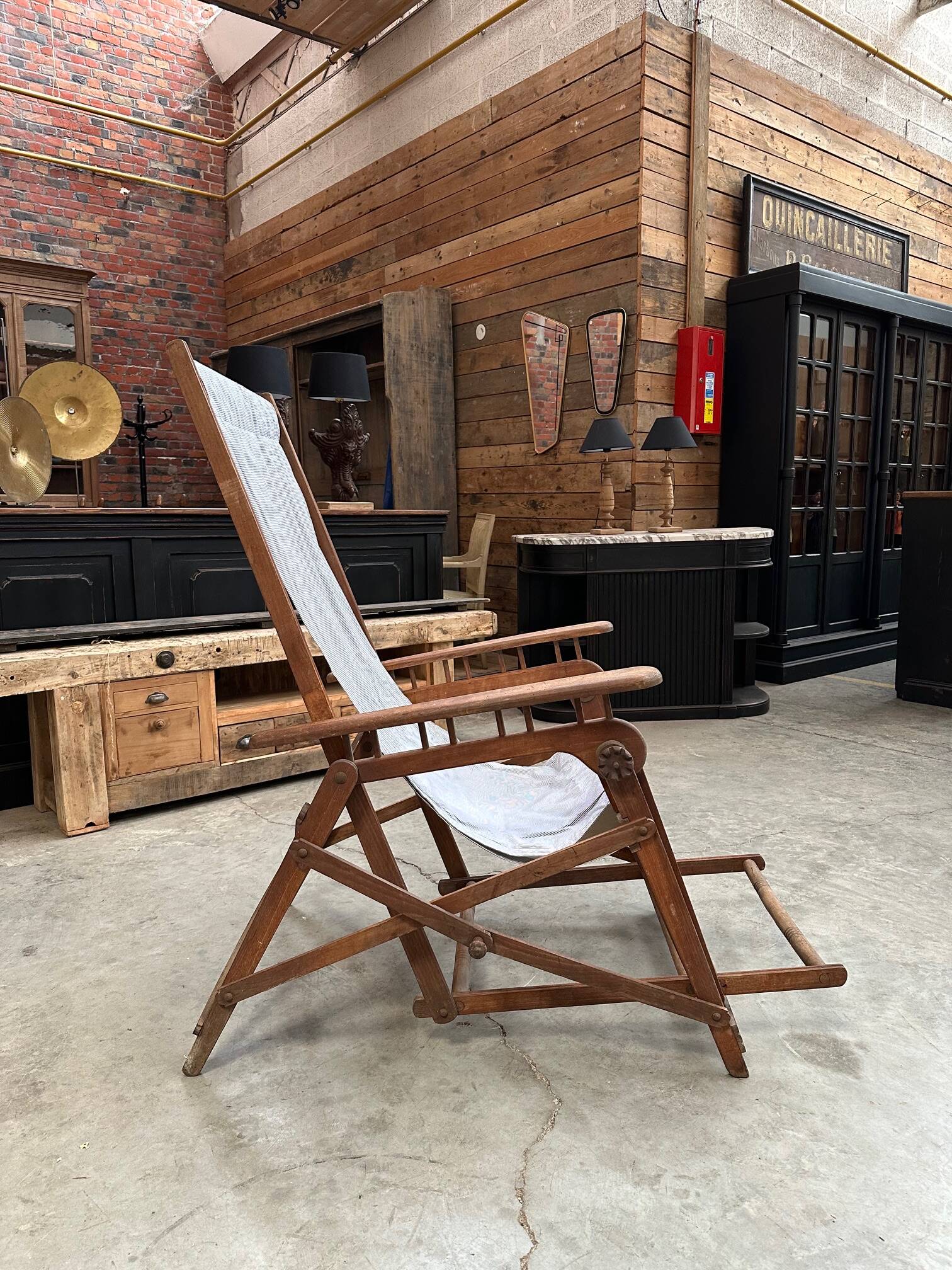 Vintage ADIRONDACK lounge chair