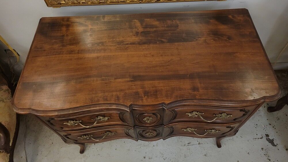 Louis XV crossbow commode