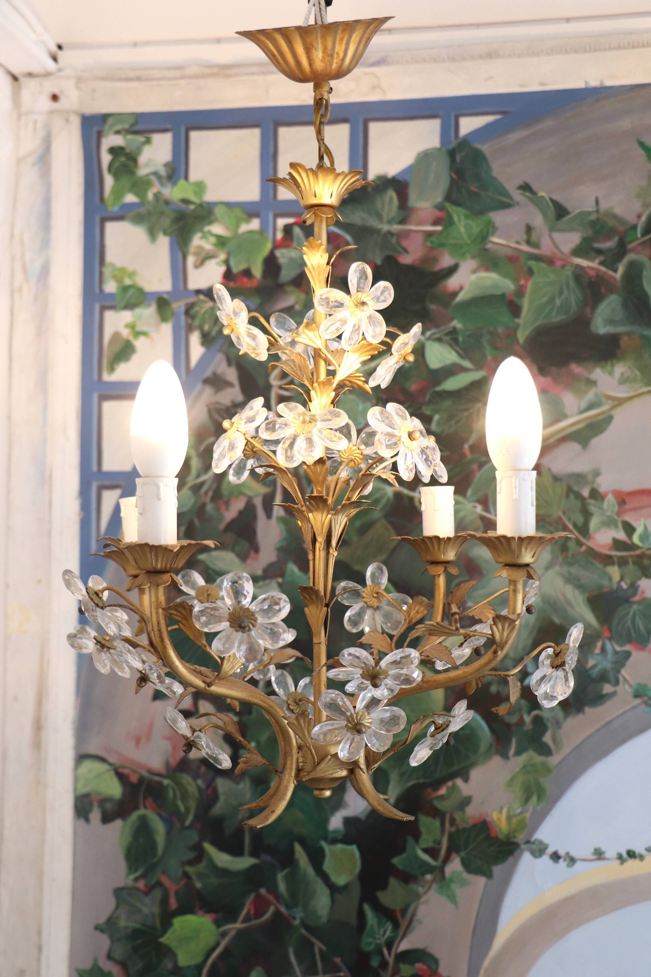 Lustre aux fleurs,  style Florentin XXème