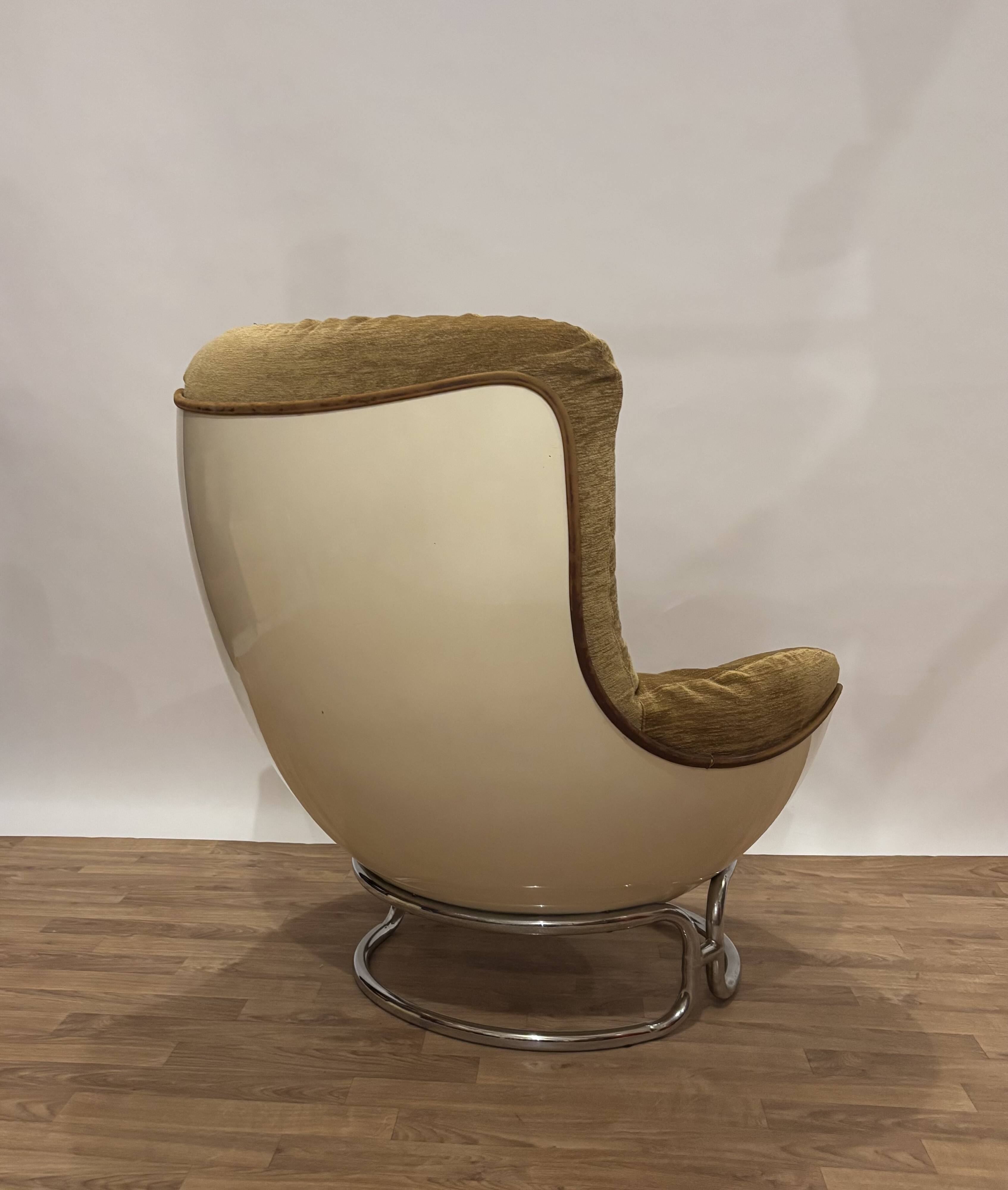 Cadestin armchair from the 1970s reupholstered.