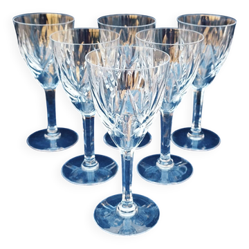 Six cut crystal wine glasses model Monaco vintage Saint Louis.