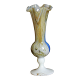 Vase en opaline