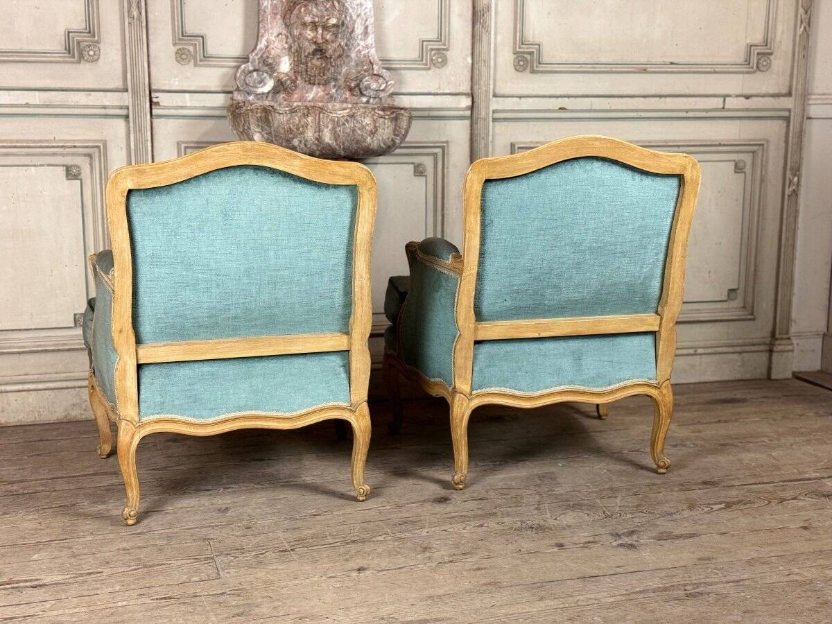 Paire De Bergères De Style Louis XV
