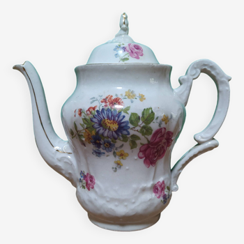 Flowered porcelain coffee pot