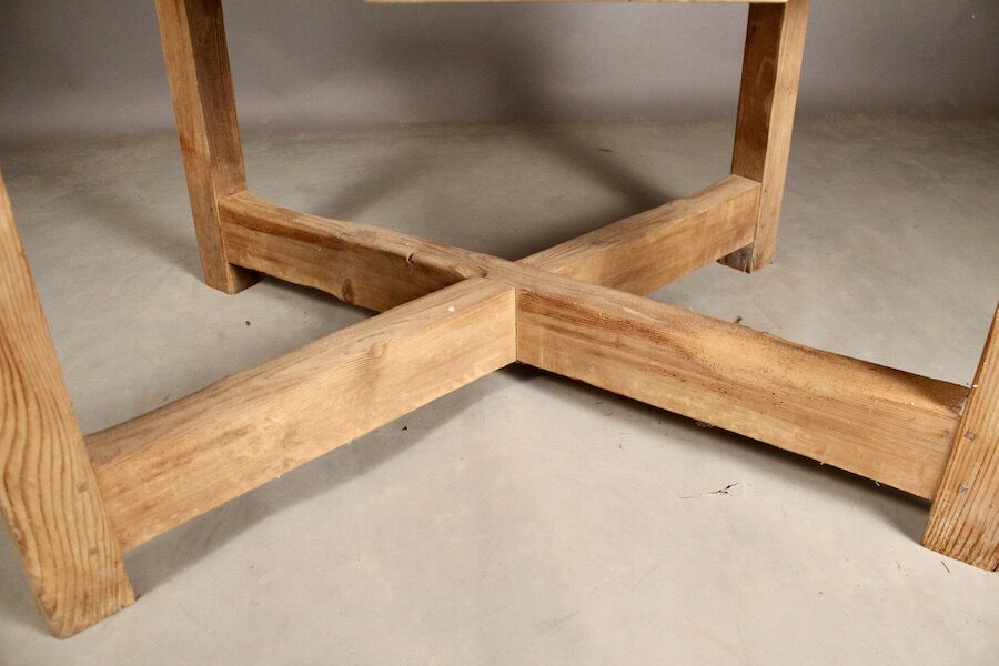 Workbench 3 places of jeweler or prosthetist 1900