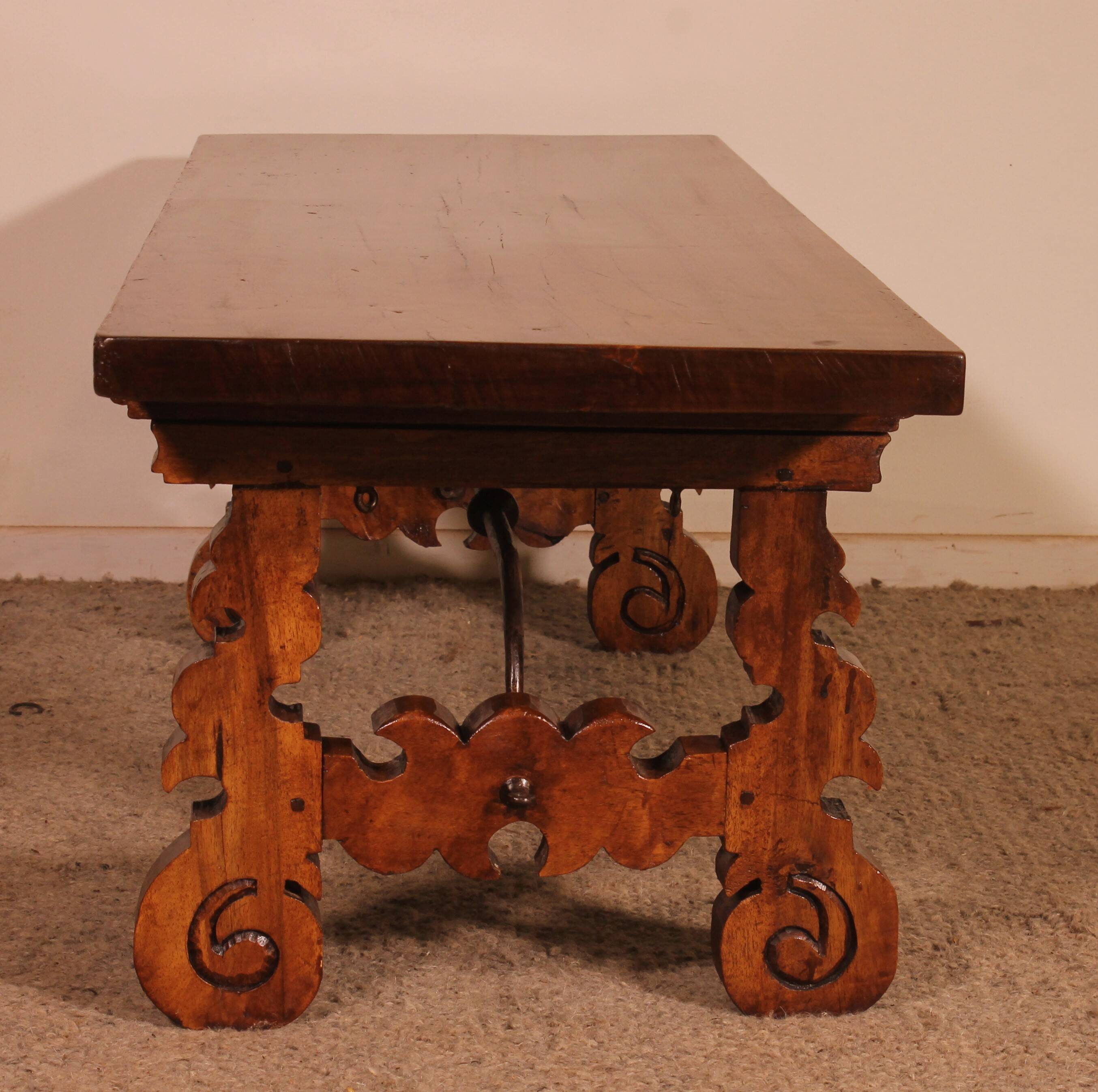 Spanish Walnut Coffee Table - 17th Century