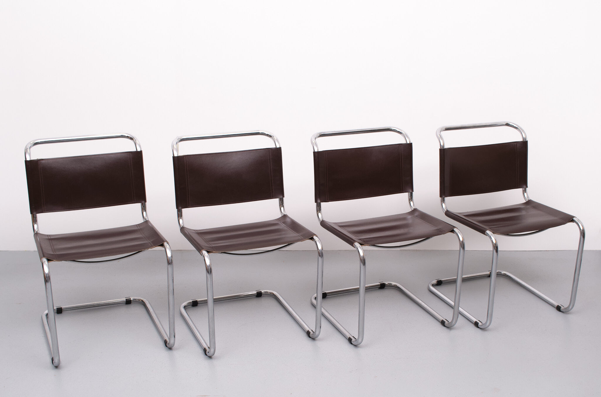 4 Mart Stam S33 Cantilever Dining Chairs, 1970s