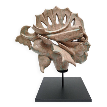 Sculpture Ademak by Murielle Bonin