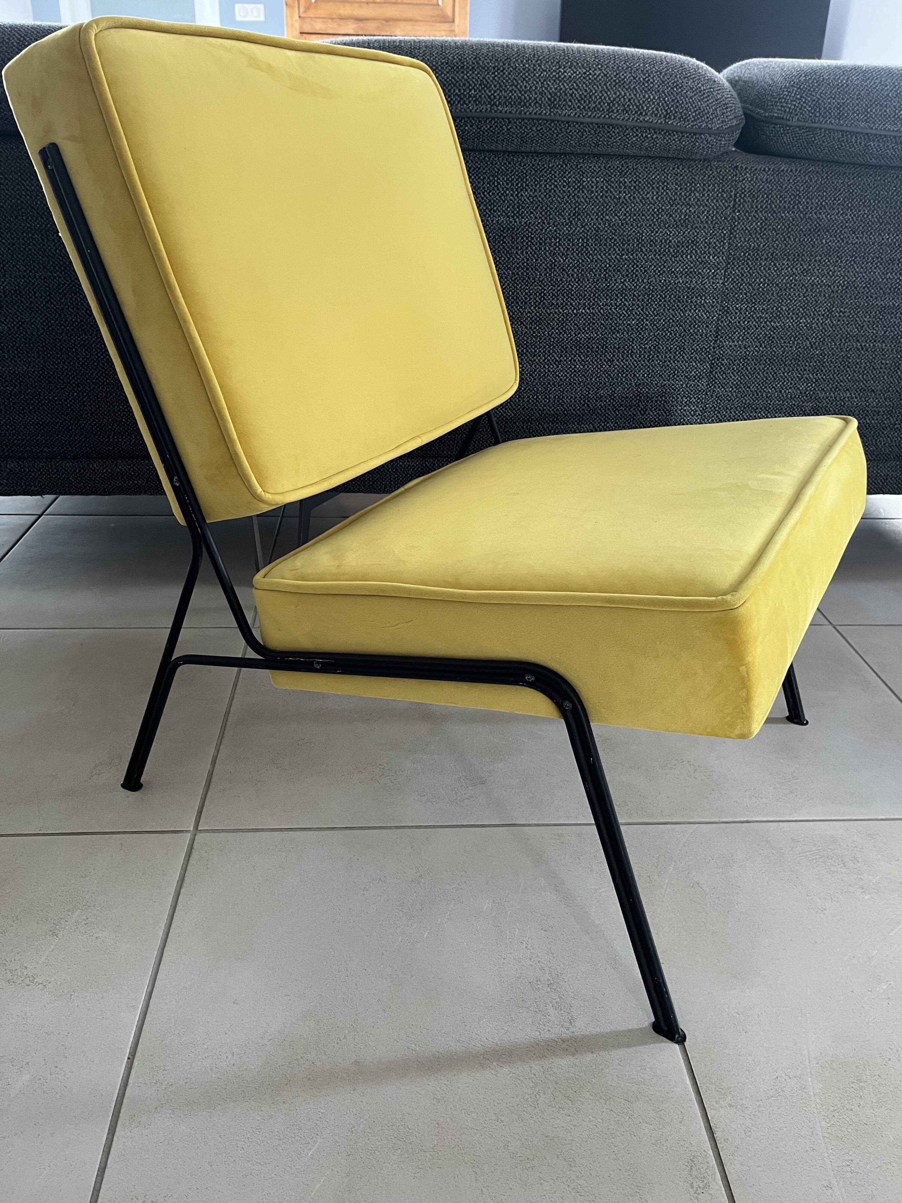 G2 model armchair by A.R.P. for Airborne 1953