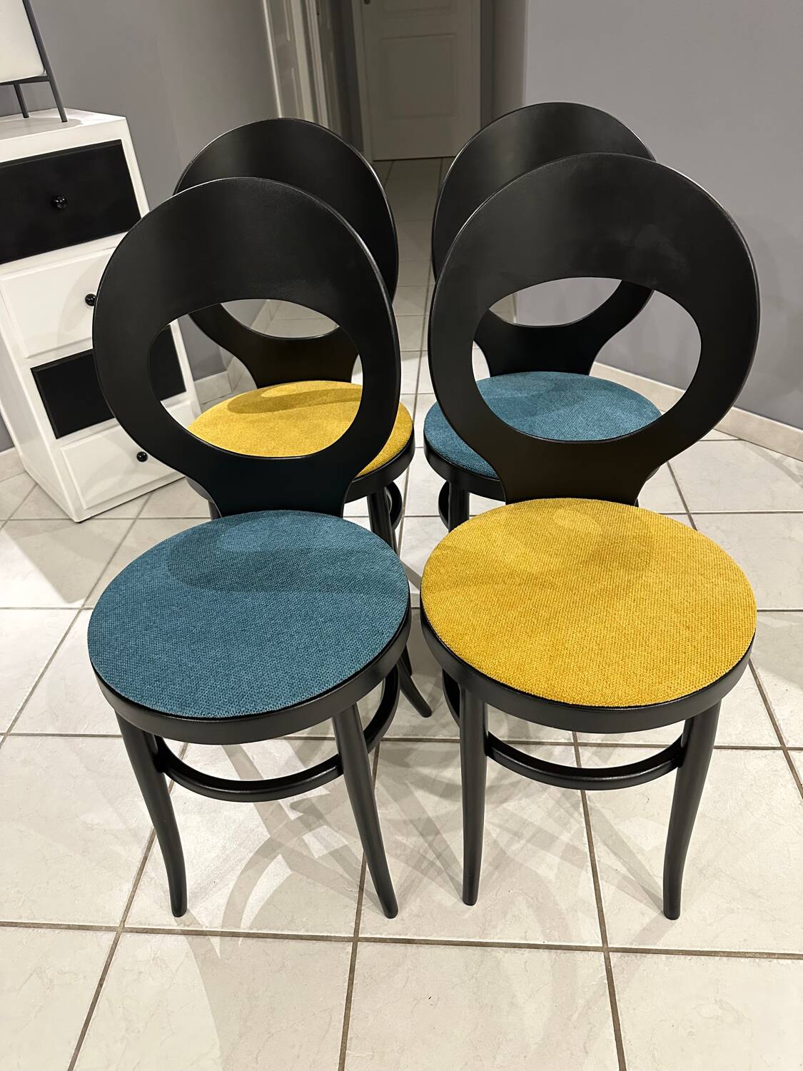 Set of 4 Baumann Bistro chairs, Mouette model, vintage 1970