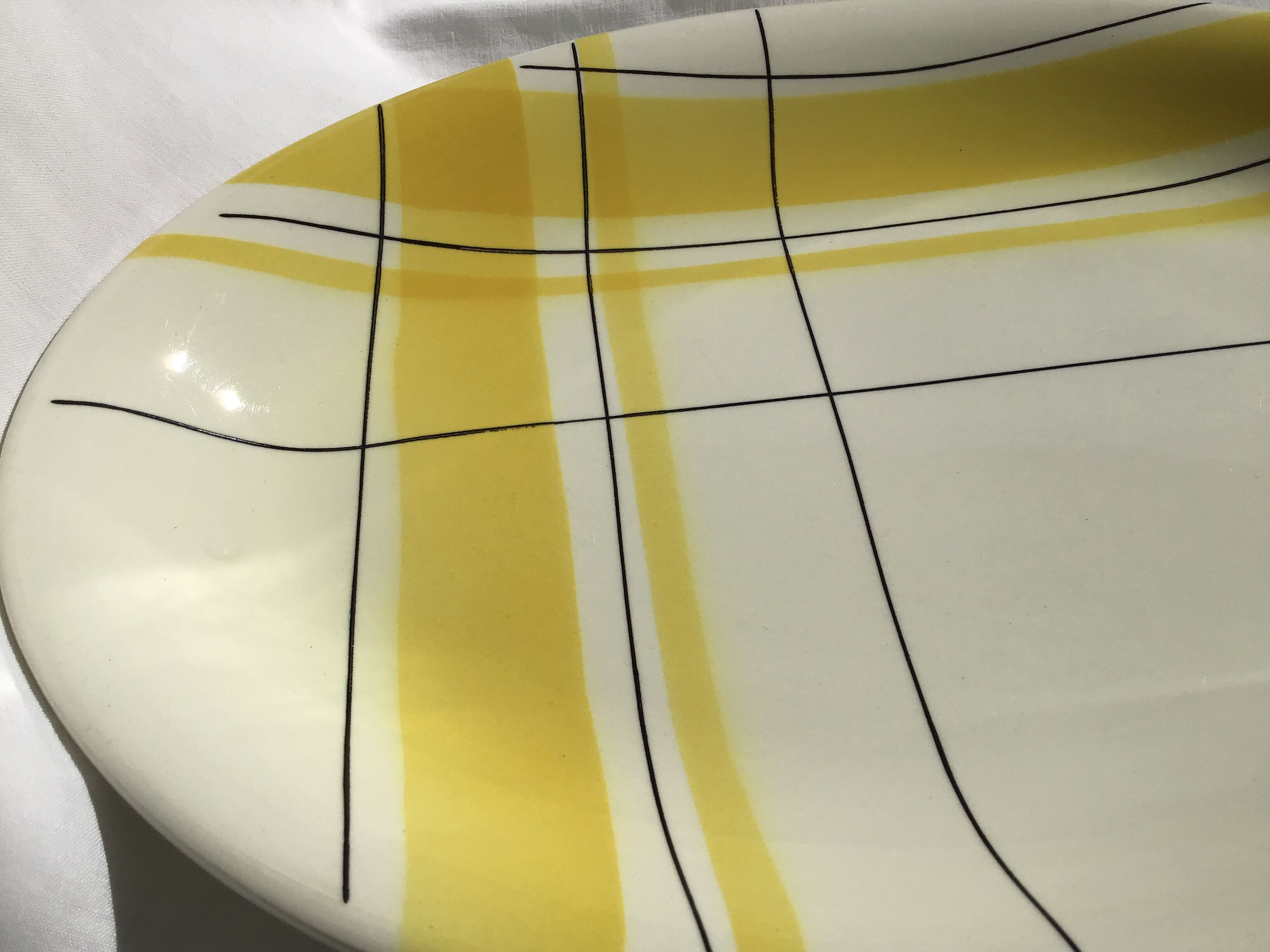 Dish oval Salins yellow tiles Montreal
