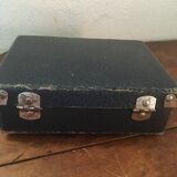 Imitation cardboard case with navy blue croc