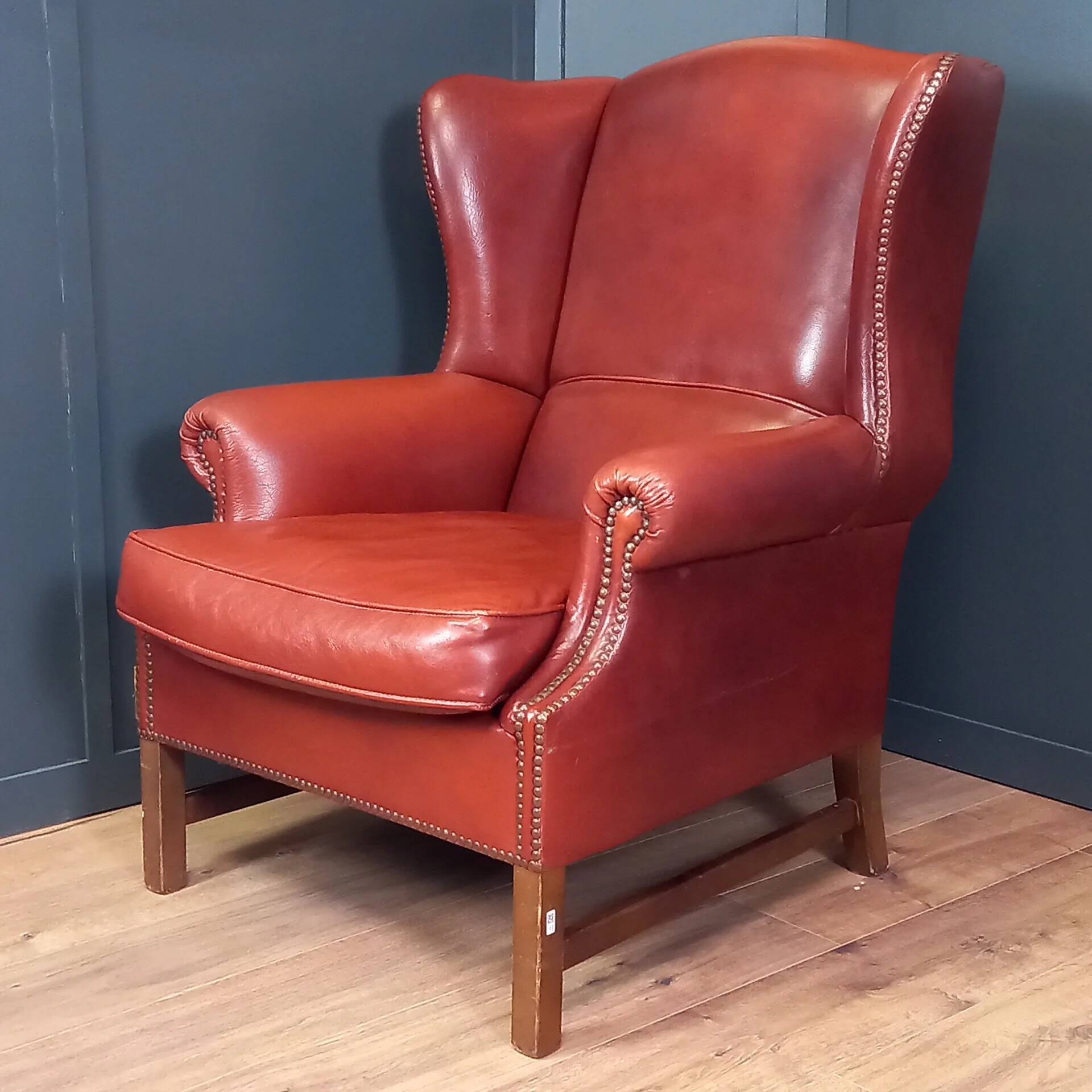 Large English sheepskin wingback armchair - Wingback chair - Arm chair