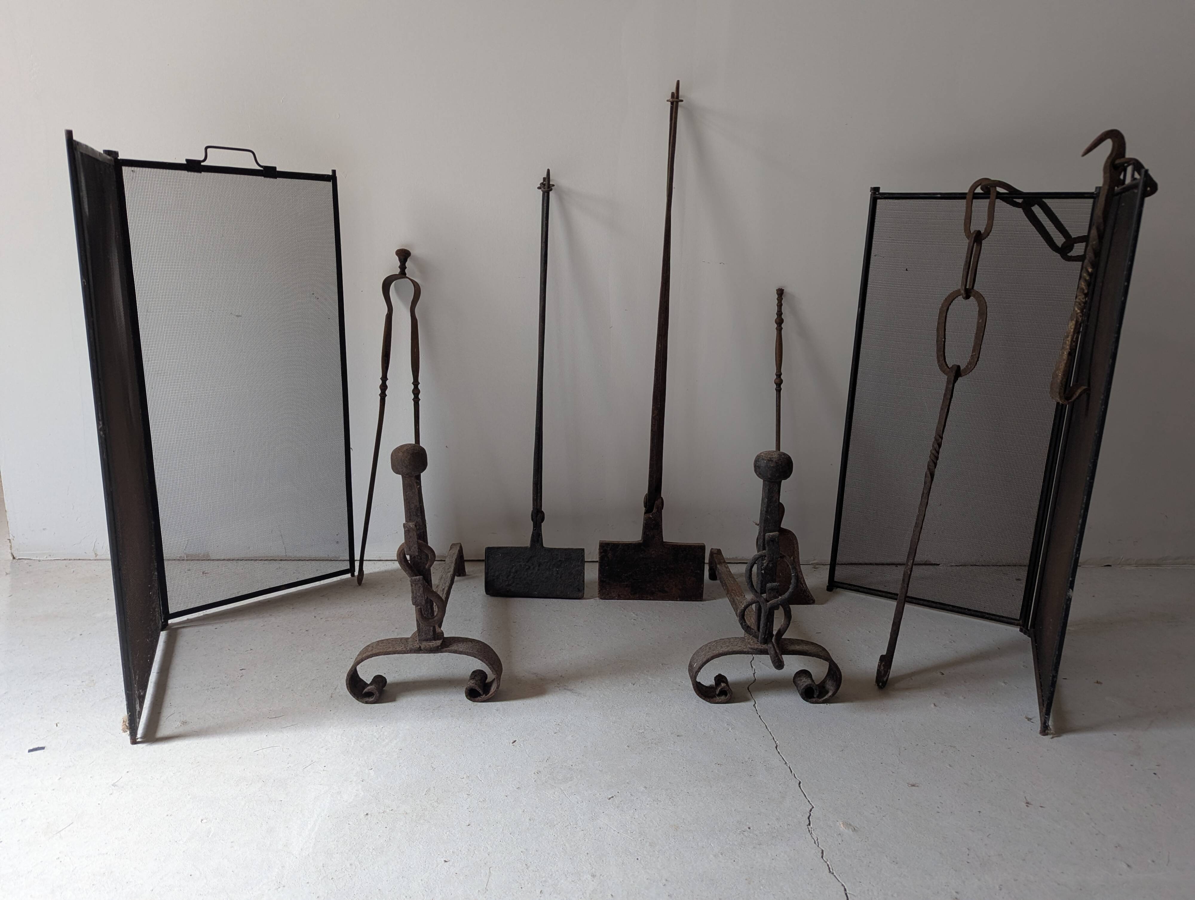Set of antique fireplace accessories + 2 wrought iron waffle makers