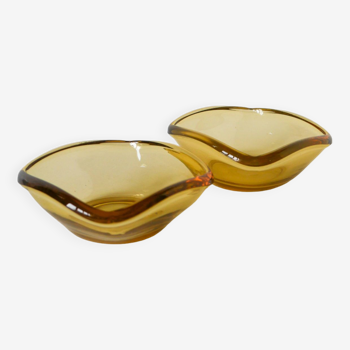 Pair of storage compartments in yellow colored glass, in the style of Murano, 1970