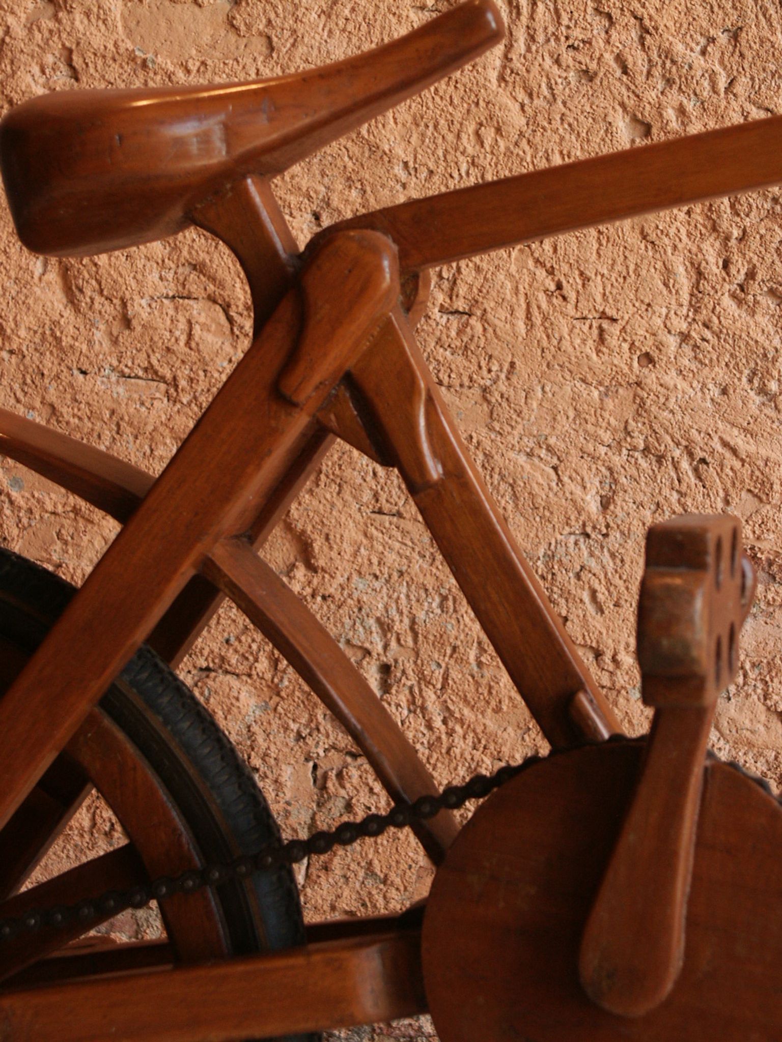 Vélo en bois de teck