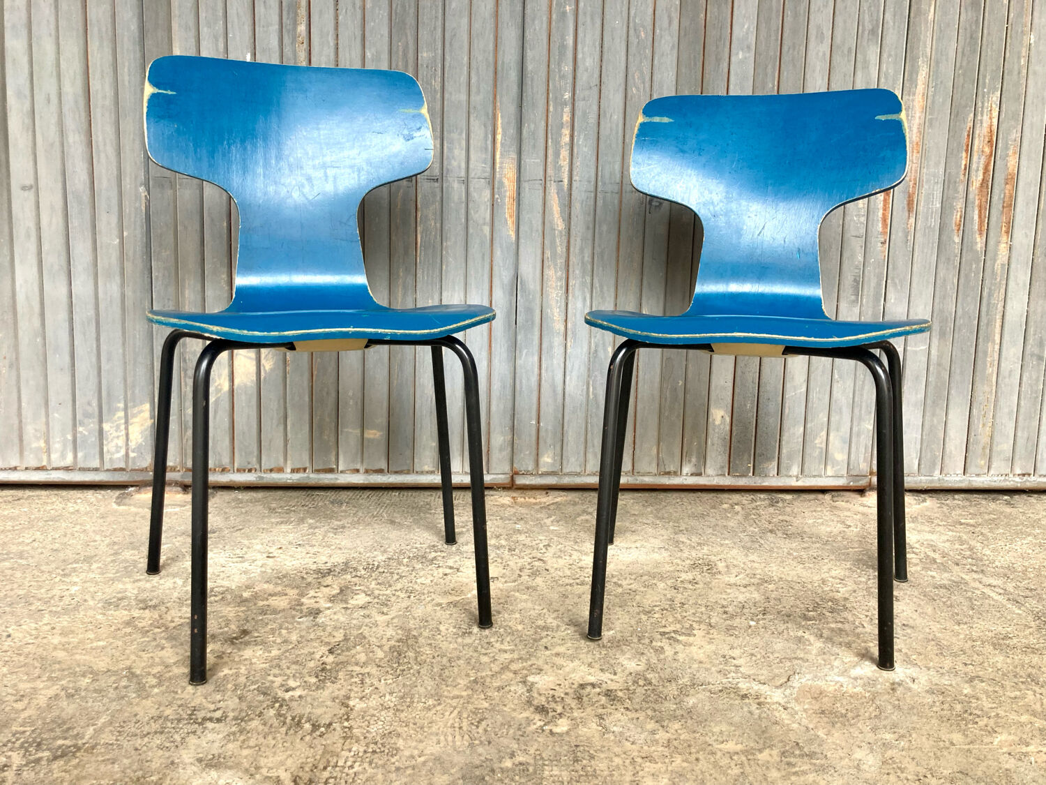 Set of 2 children's chairs by Arne Jacobsen for Fritz Hansen