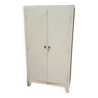 Parisian style wardrobe from the 50s/60s