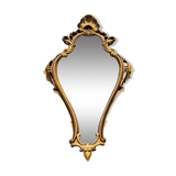 Vintage shell mirror in gold plaster