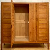 "Weekend" wardrobe in pine of the Landes by Pierre Gautier Delaye for Vergnères, France 1956