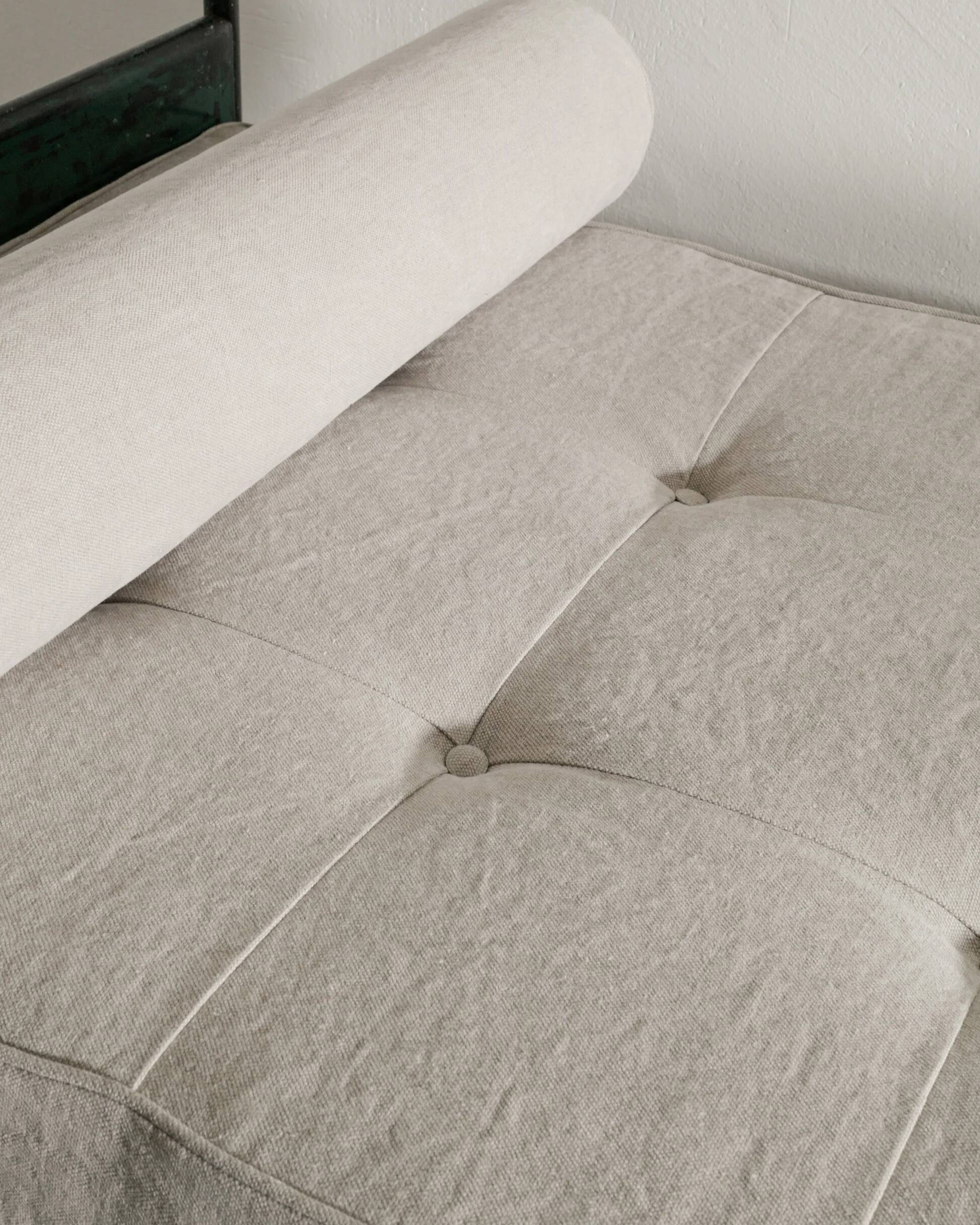 French Mid Century Jean Prouvé "No 17 / Fabert" Aluminum Daybed, 1930s