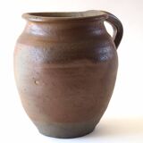 Rough pitcher sandstone of Ger