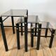 Trio de tables basses gigognes en verre fumé années 70-80