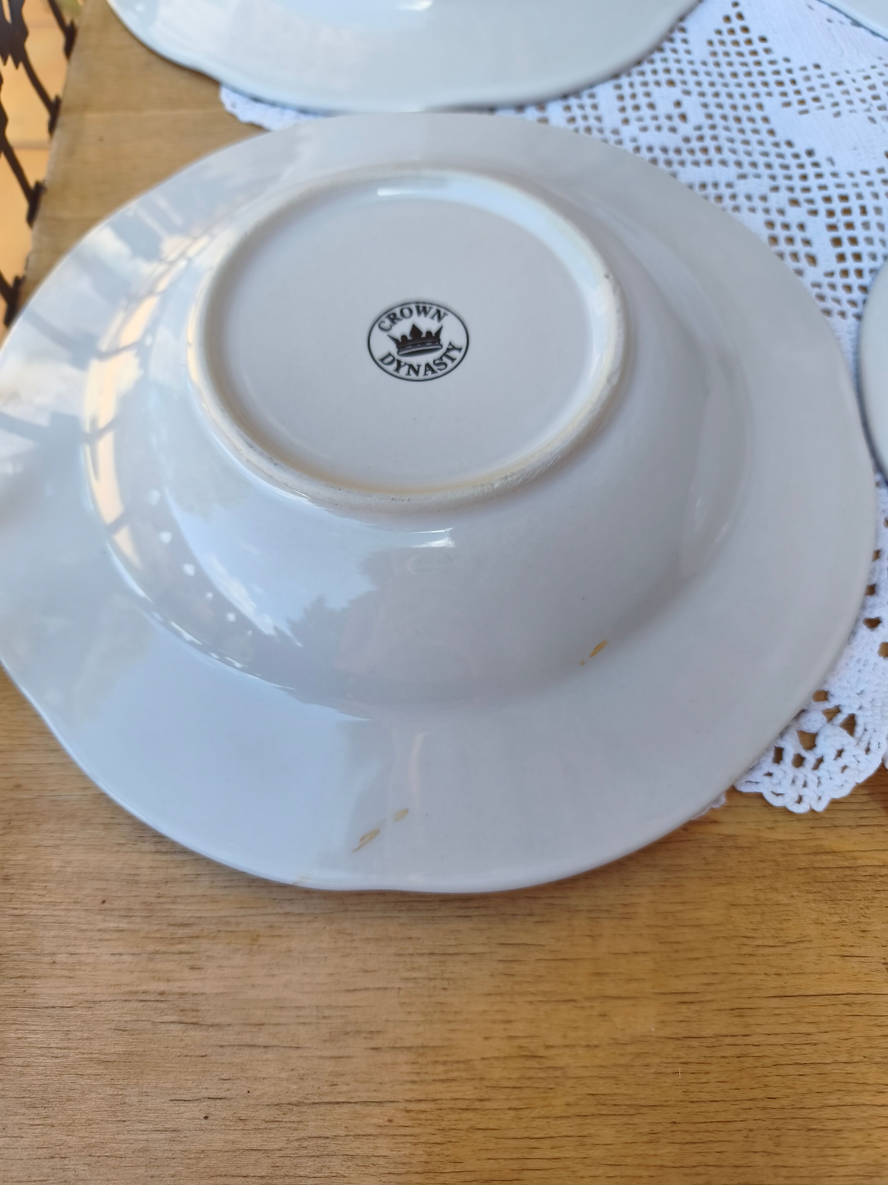 Set of 6 deep plates Crown Dynasty - blue grape cluster design