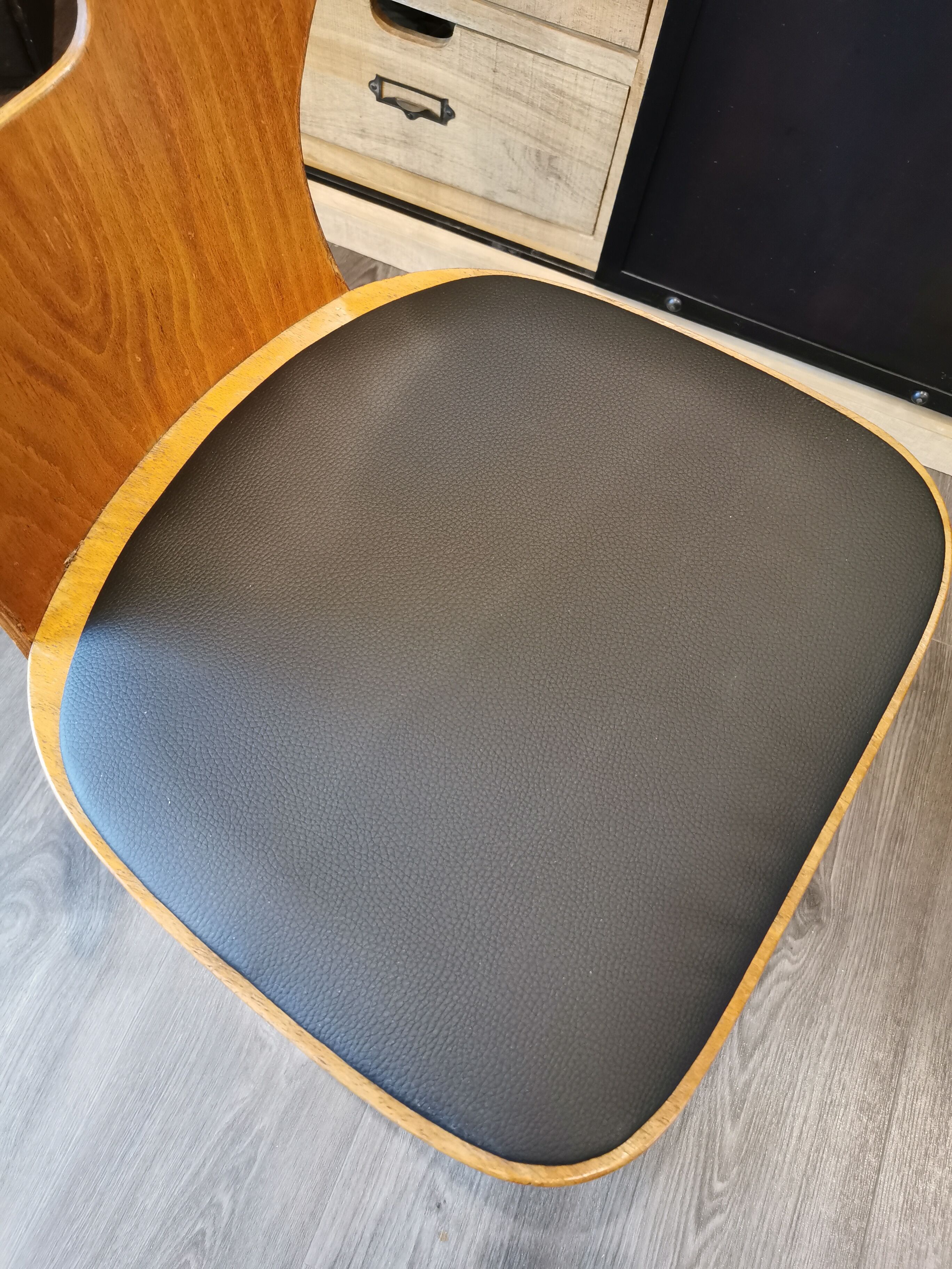 A Baumann Gentiane bistro chair