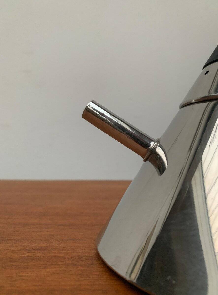 Postmodern Japanese kettle in stainless steel, set of 2