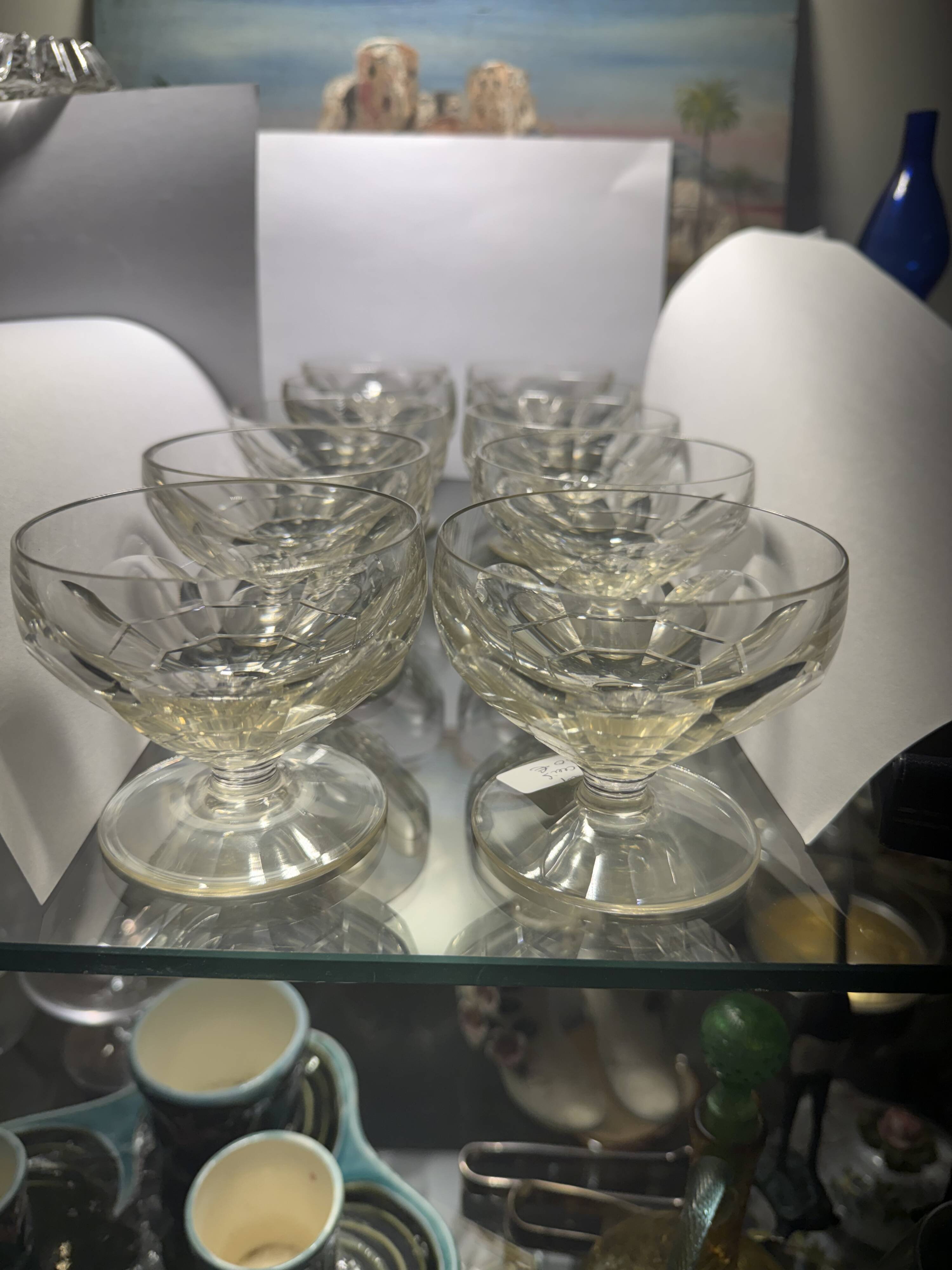 10 champagne glasses in St Louis