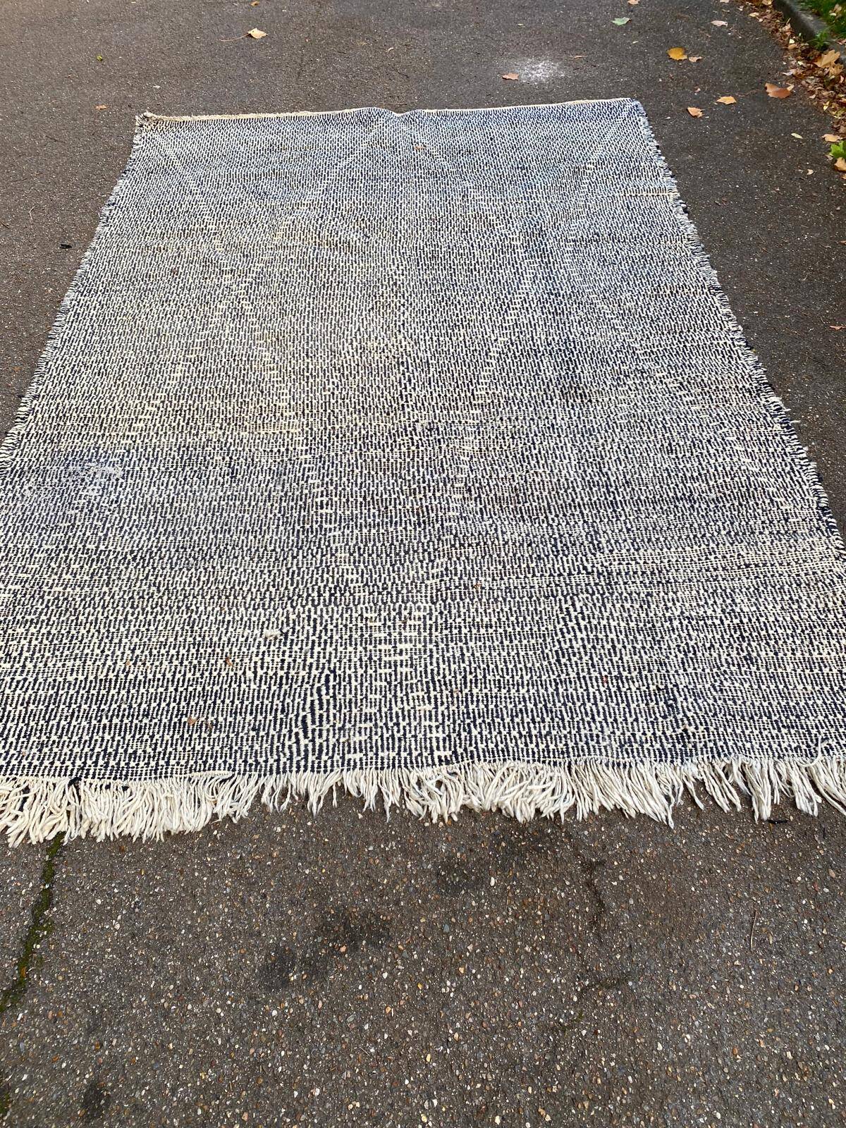 Tapis Beni Ouarain laine fait main 200x300cm blanc et noir