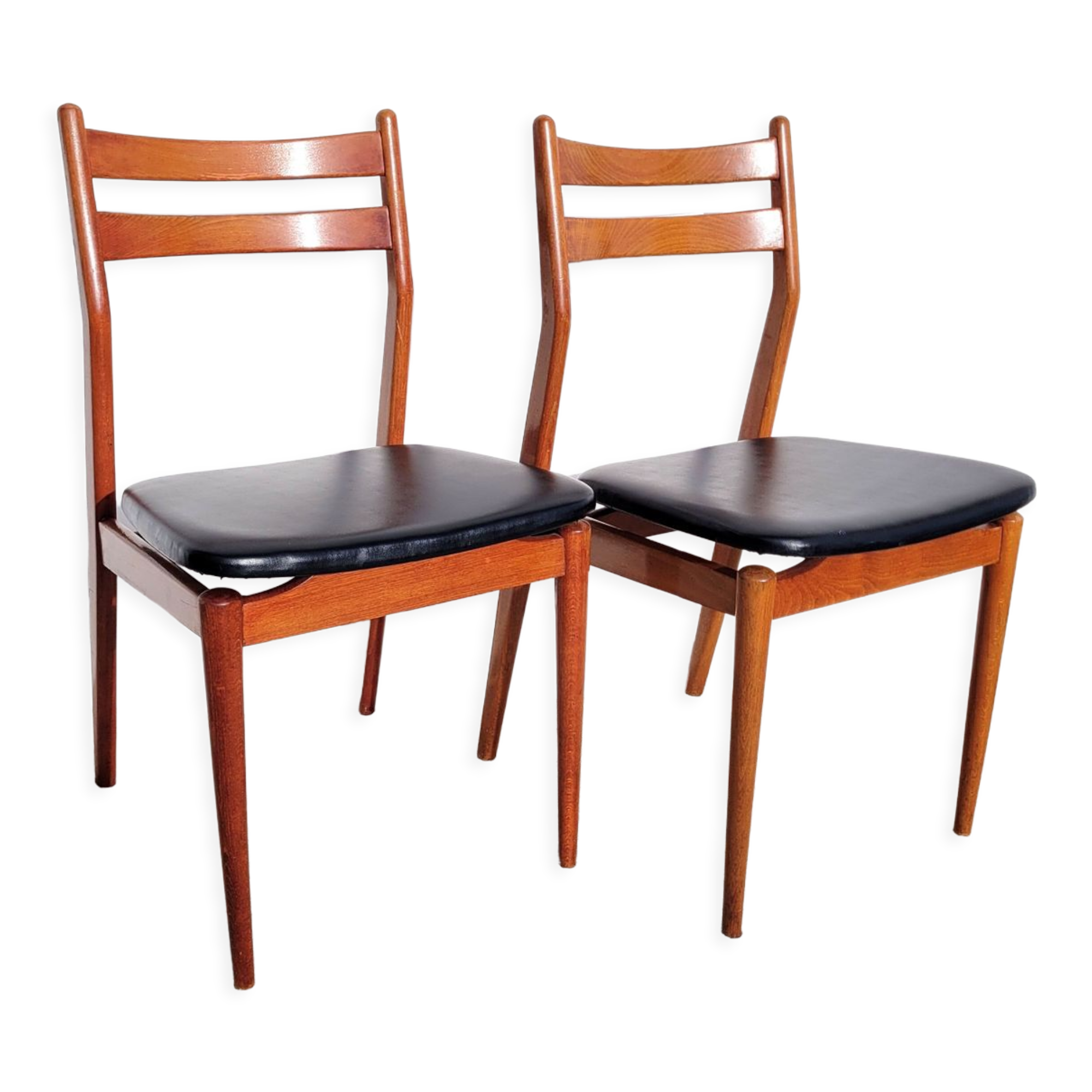 2 Scandinavian wooden chairs