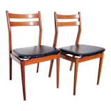 2 Scandinavian wooden chairs