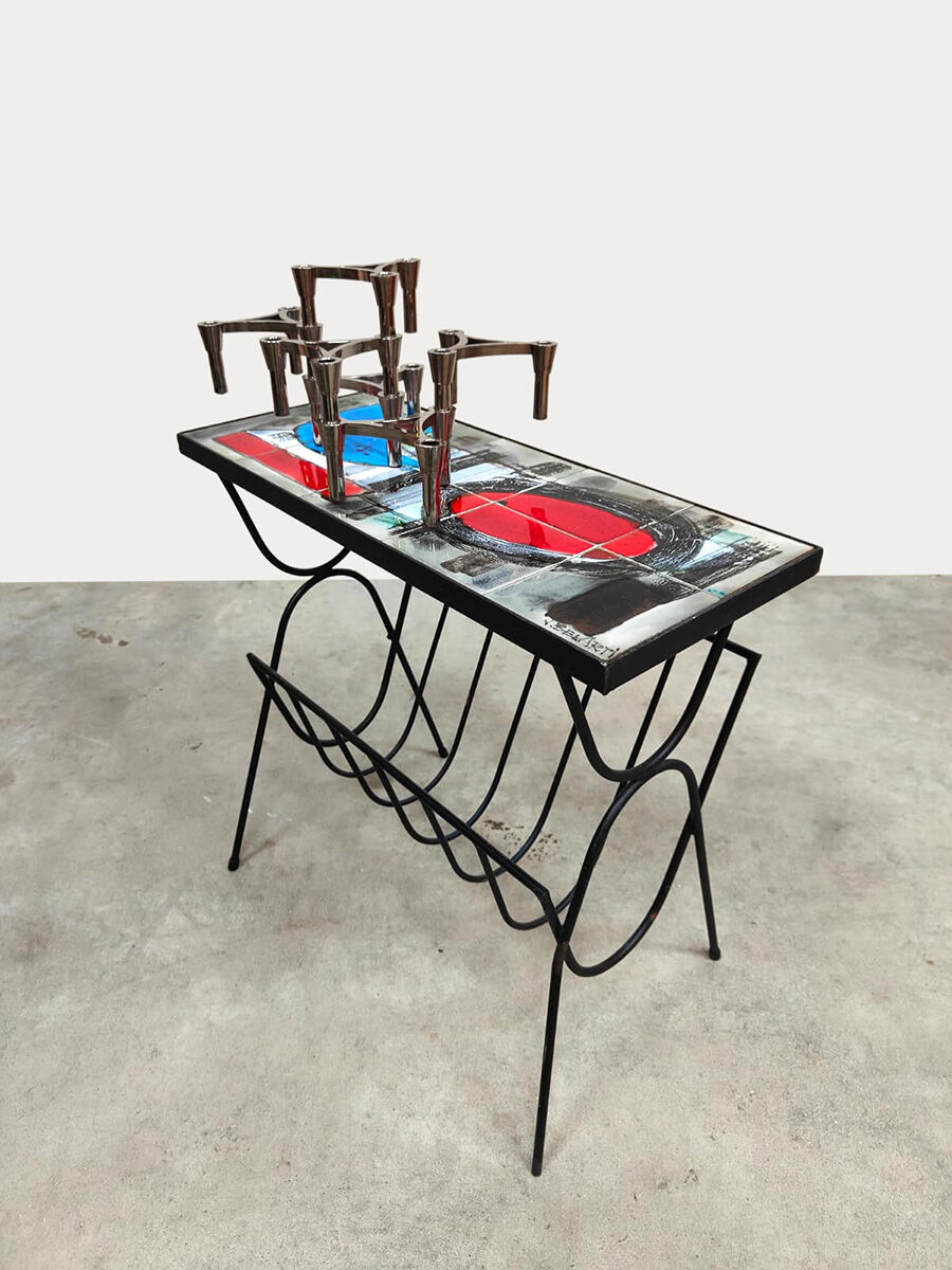 Vintage design magazine rack tile table Belarti