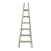 Patinated wooden painter's step stool