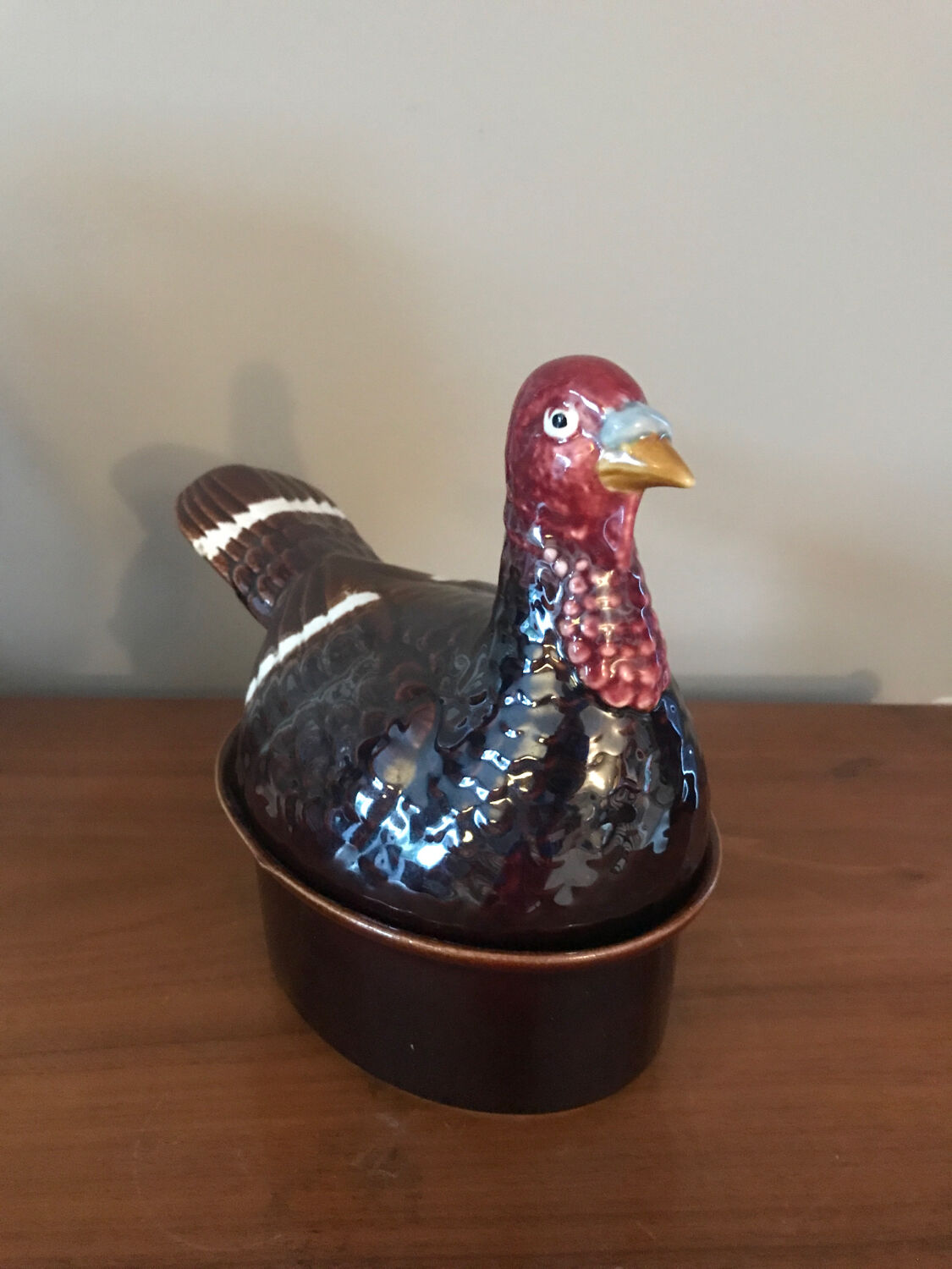 Terrine pigeon signed geo