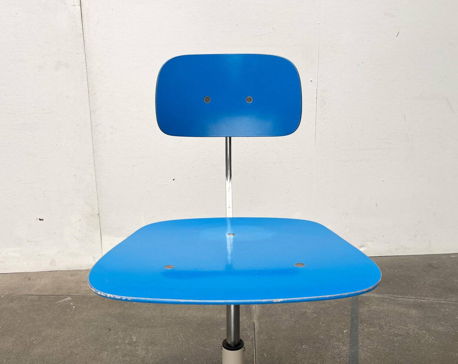 Mid-century Danish architect swivel office chair by Jørgen Rasmussen for Kevi, 1960s.