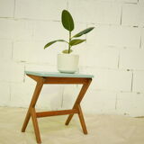 Fifth side or end table