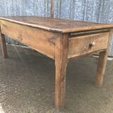 Table de ferme rustique ancienne en cerisier massif à 3 tiroirs et 1 tirette
